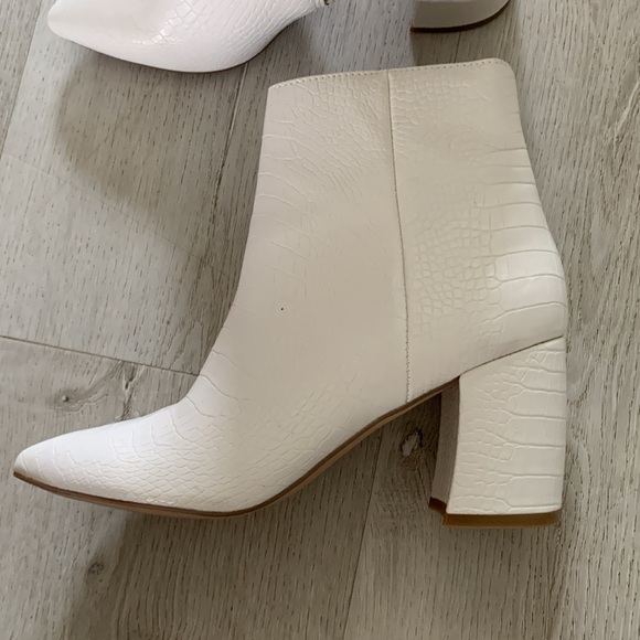 Steve Madden Nadalie Booties crocs textured pointy toe heels classic zipper - Picture 3 of 13